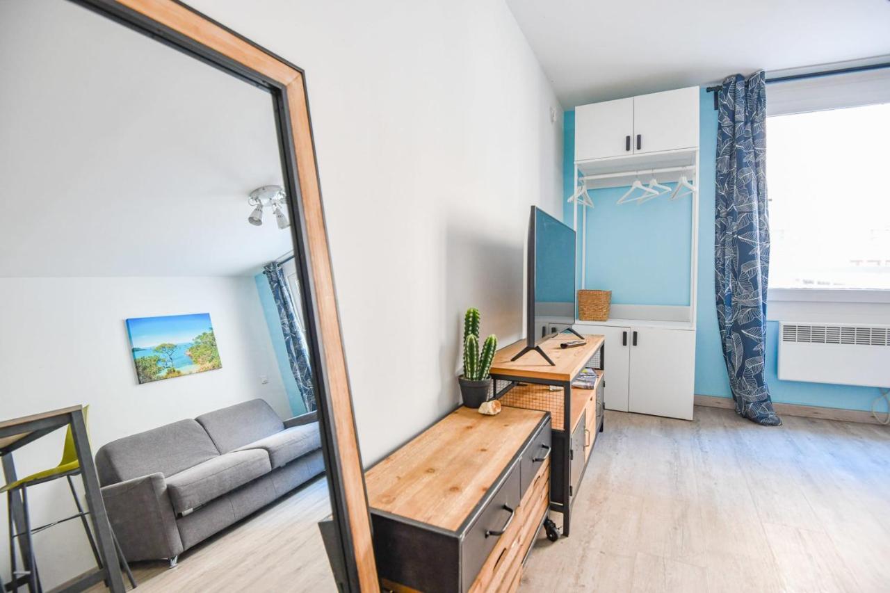 Studio Sur Le Vieux-Port Ideal Pour 2 Personnes Apartment Marseille Exterior photo